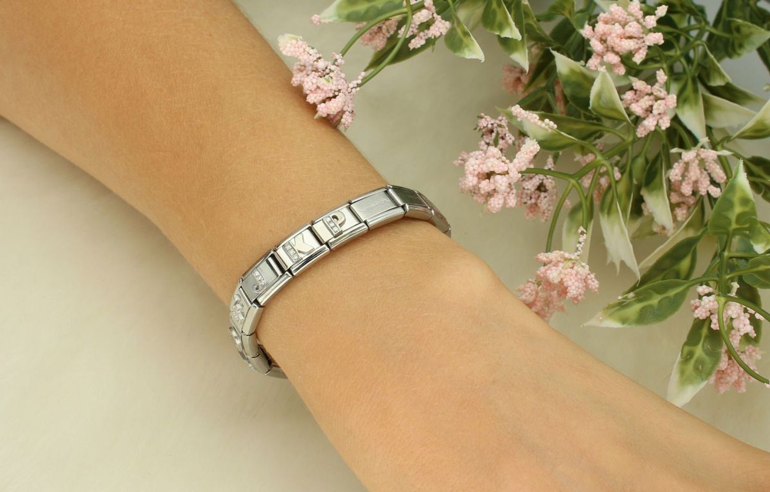 Charms Nomination Classic – Litera K z cyrkoniami srebro 330301 11.jpg